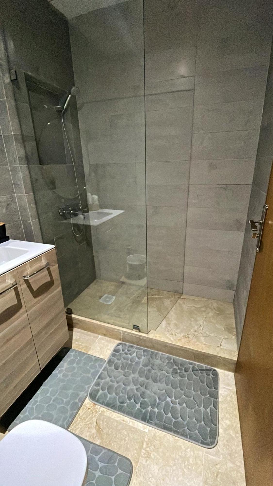 Elegant Appartement Avec Un Acces Piscine Jardin Parking Sous-Sol Et Wifi Haut Debit Fibre Optique タンジェ エクステリア 写真