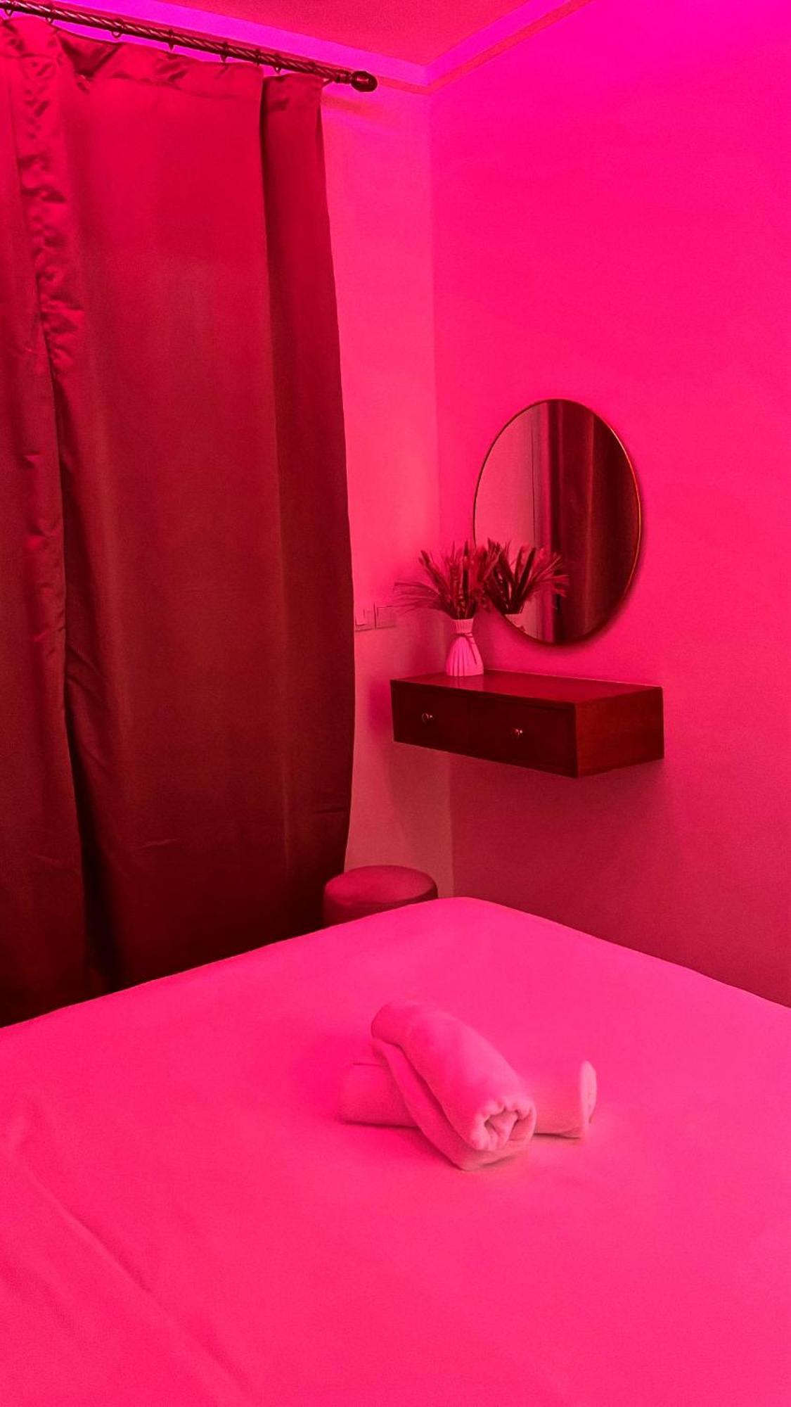 Elegant Appartement Avec Un Acces Piscine Jardin Parking Sous-Sol Et Wifi Haut Debit Fibre Optique タンジェ エクステリア 写真