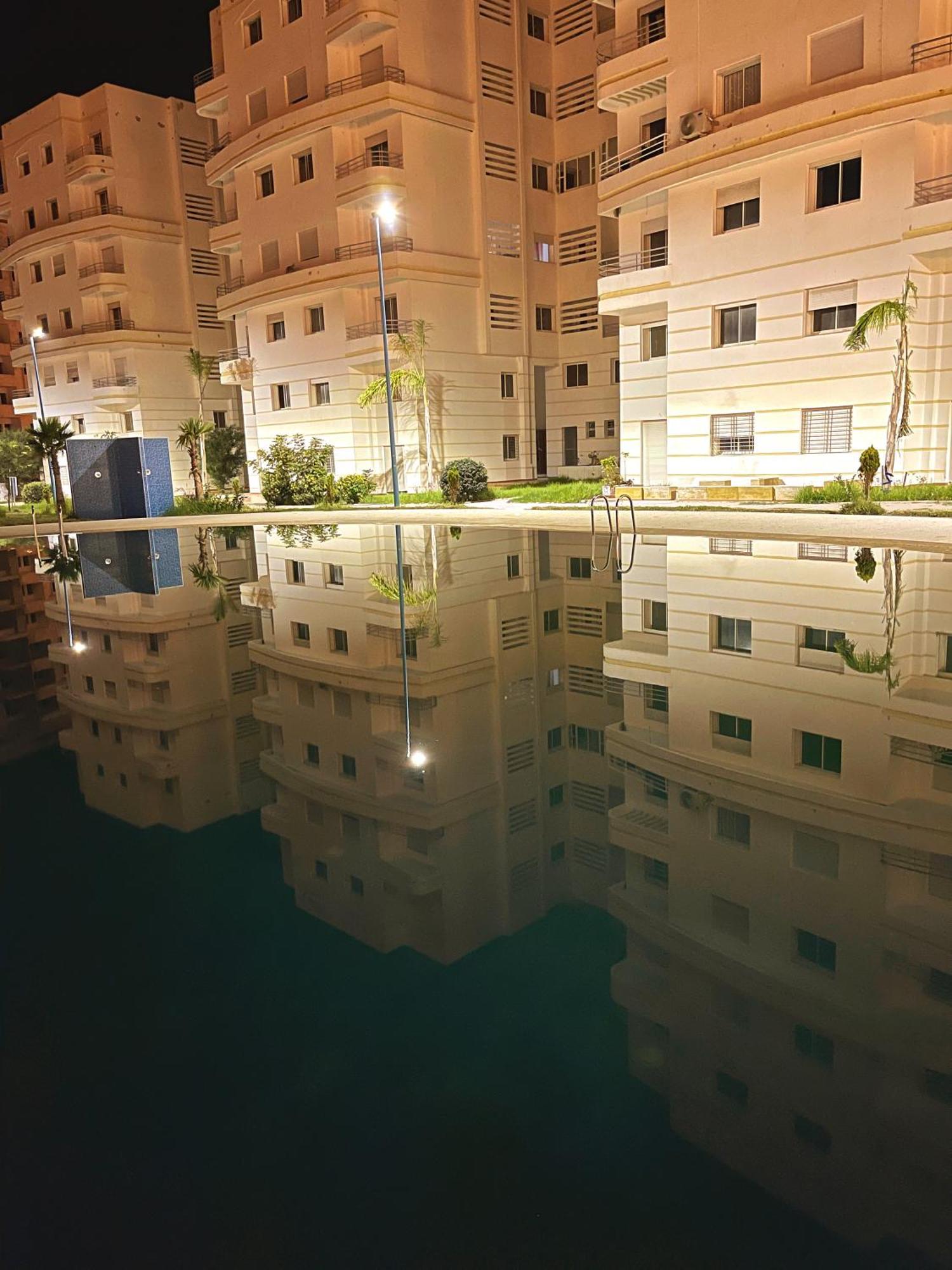 Elegant Appartement Avec Un Acces Piscine Jardin Parking Sous-Sol Et Wifi Haut Debit Fibre Optique タンジェ エクステリア 写真